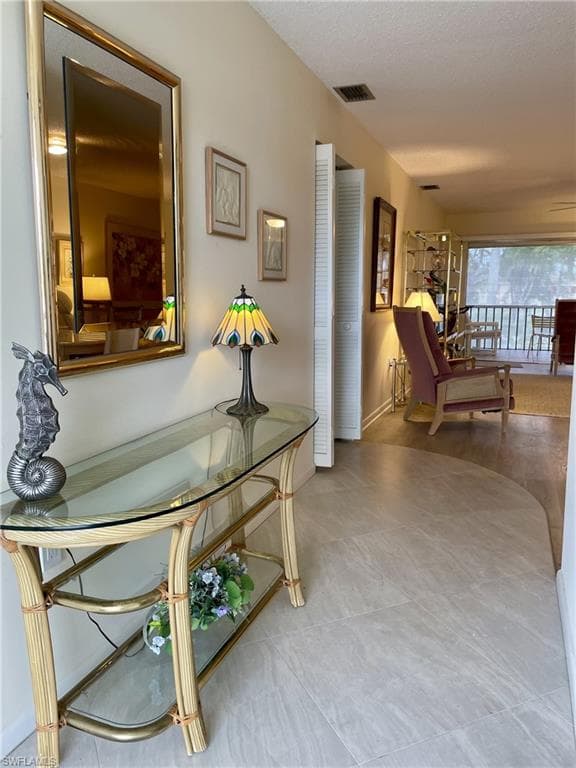 325 Charlemagne BLVD # B207, NAPLES FL 34112-2
