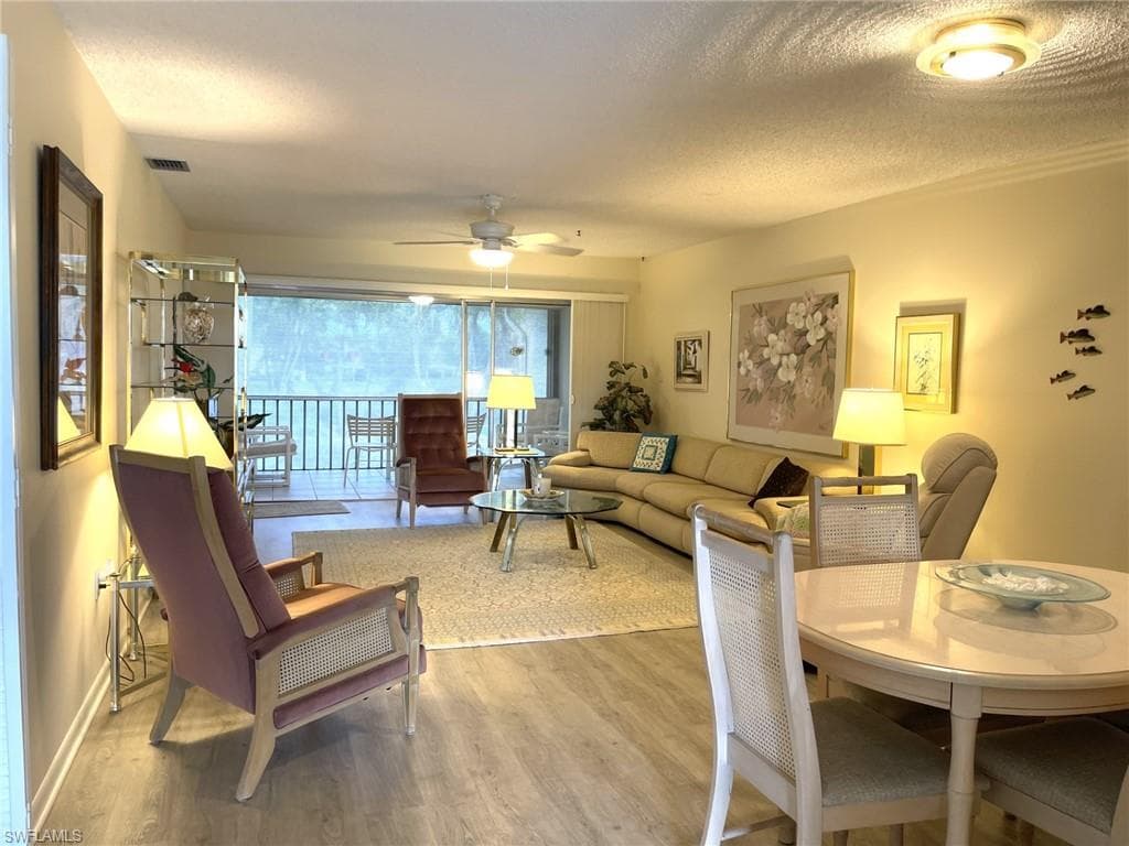325 Charlemagne BLVD # B207, NAPLES FL 34112-9