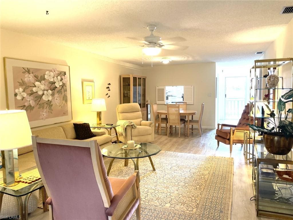 325 Charlemagne BLVD # B207, NAPLES FL 34112-10