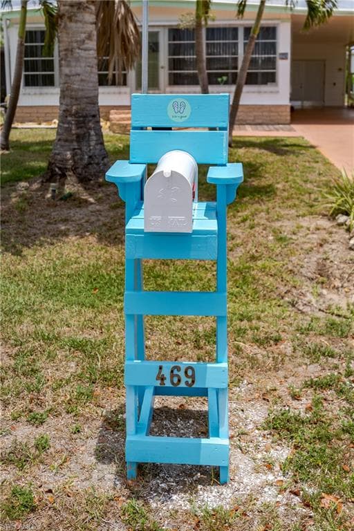 469 Riviera BLVD W, NAPLES FL 34112-29