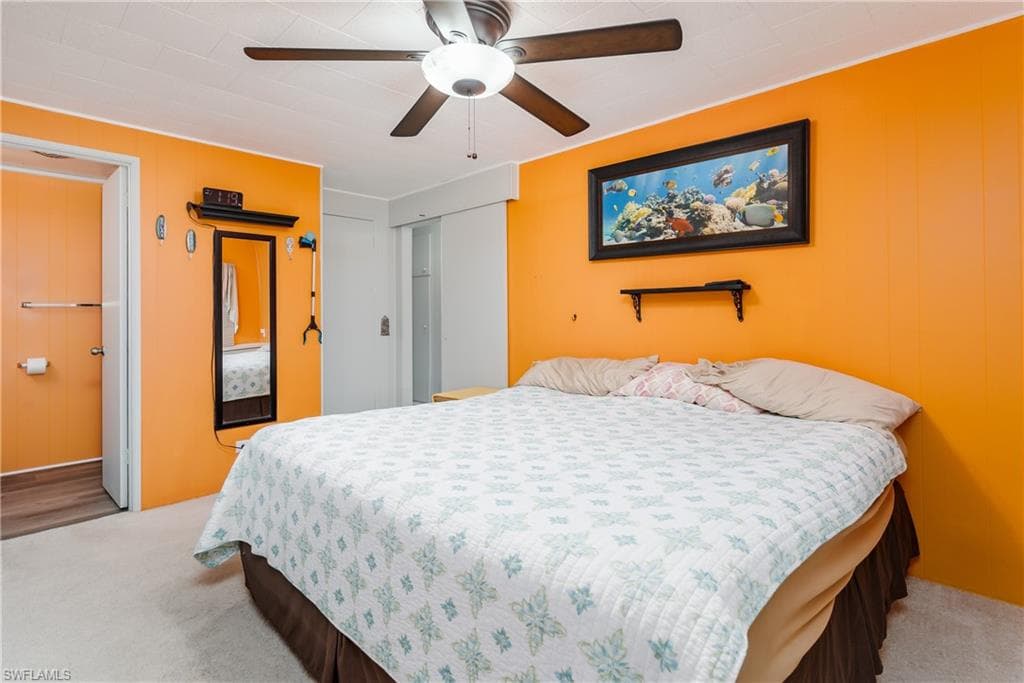 469 Riviera BLVD W, NAPLES FL 34112-13