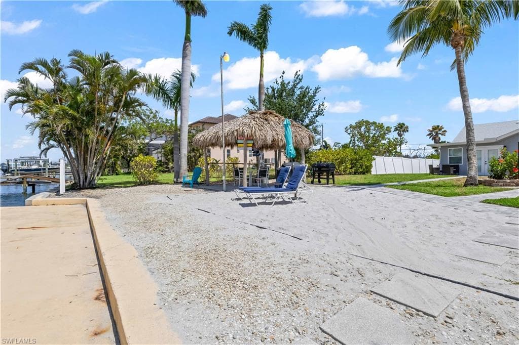 12200/12210 Shoreview DR, CAPE CORAL FL 33993-21