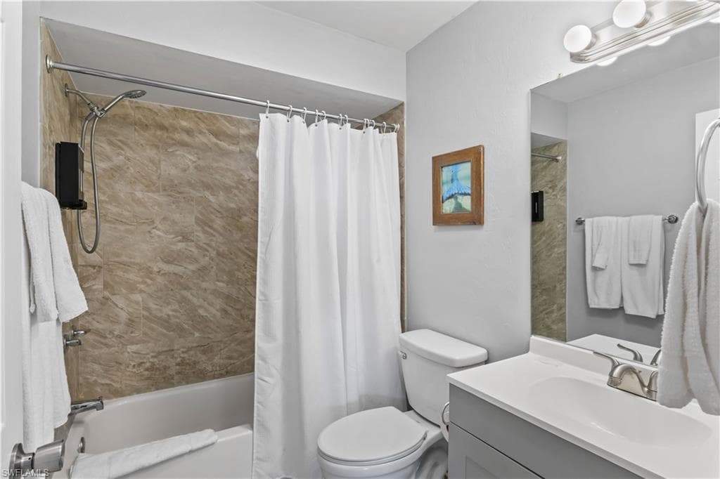 12200/12210 Shoreview DR, CAPE CORAL FL 33993-35