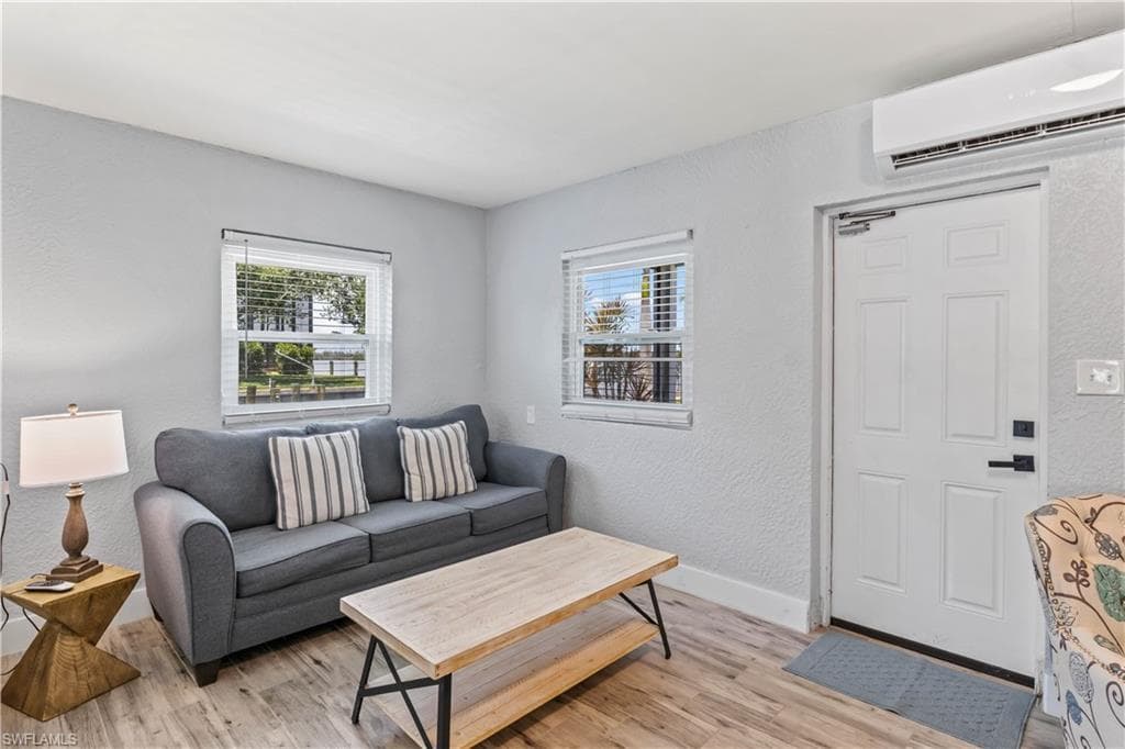 12200/12210 Shoreview DR, CAPE CORAL FL 33993-43