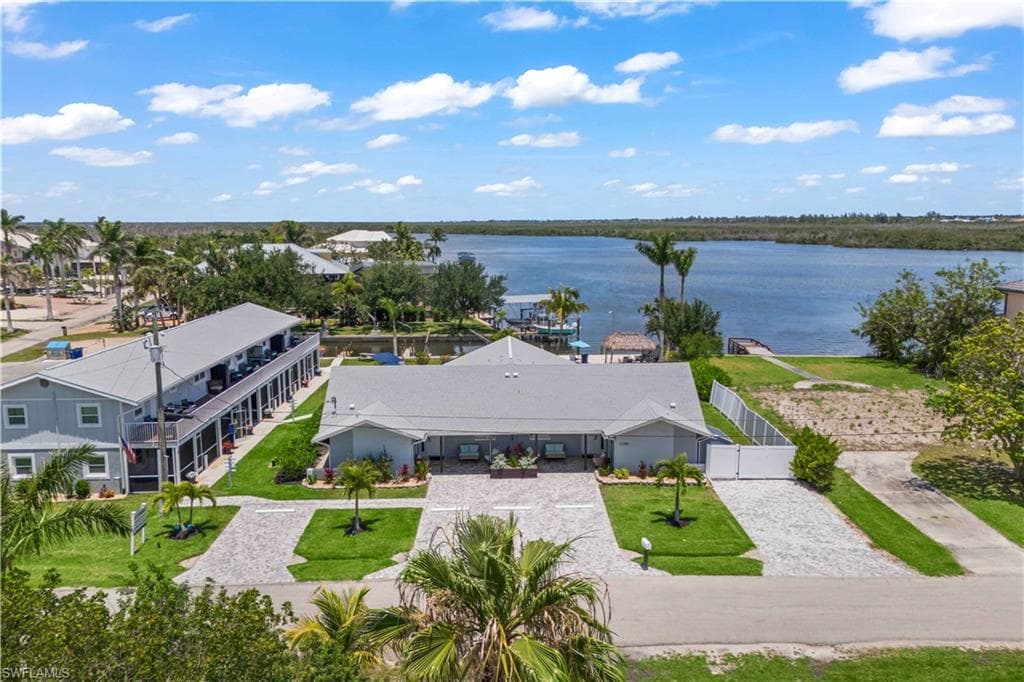 12200/12210 Shoreview DR, CAPE CORAL FL 33993-3