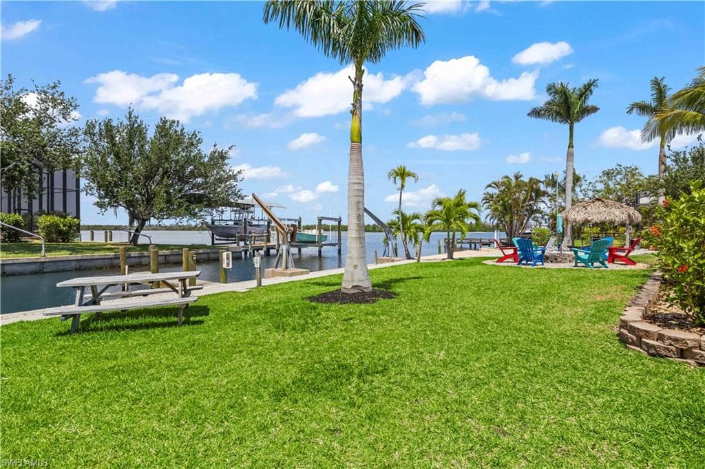 12200/12210 Shoreview DR, CAPE CORAL FL 33993-24