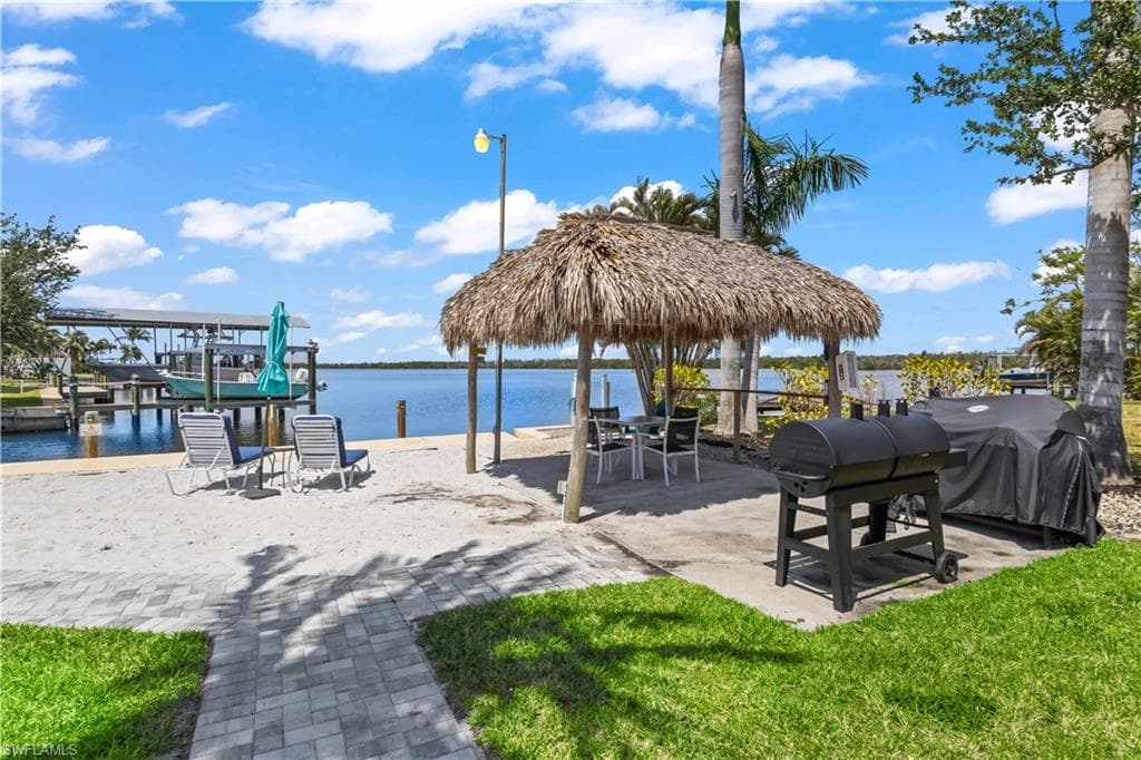 12200/12210 Shoreview DR, CAPE CORAL FL 33993-20