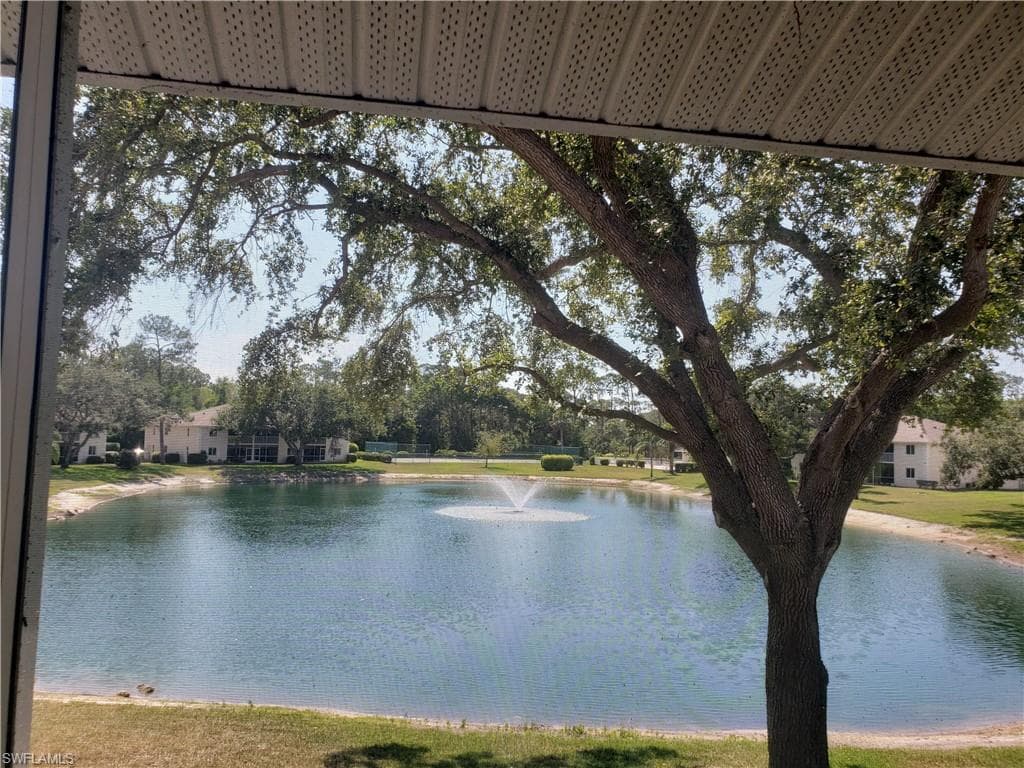 240 Timber Lake CIR # D202, NAPLES FL 34104-2