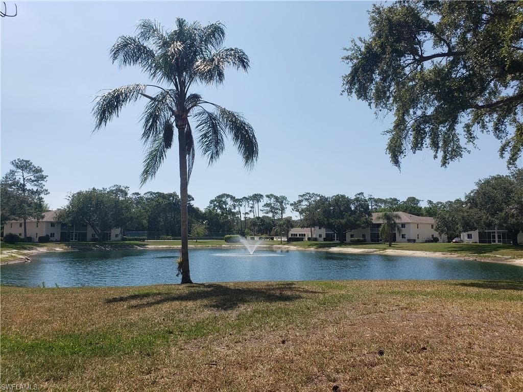 240 Timber Lake CIR # D202, NAPLES FL 34104-4