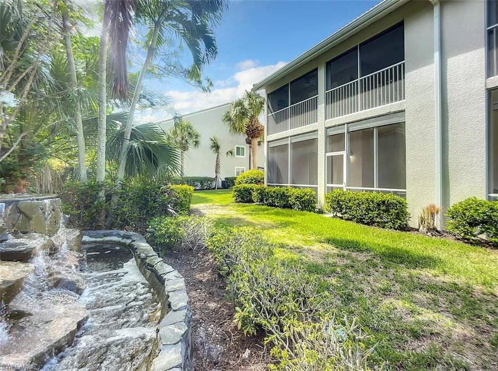14530 Red Fox RUN # 215, NAPLES FL 34110-23