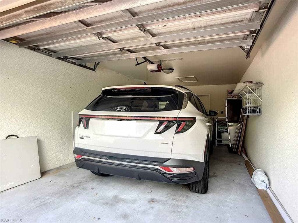 14530 Red Fox RUN # 215, NAPLES FL 34110-17