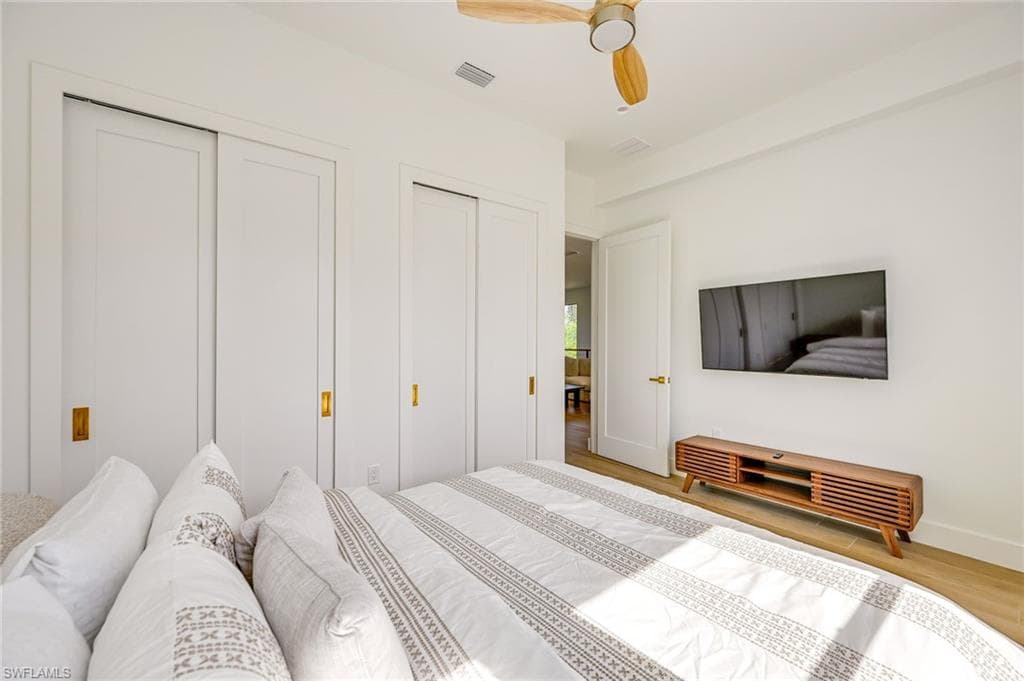 3384 Canal ST, NAPLES FL 34112-26