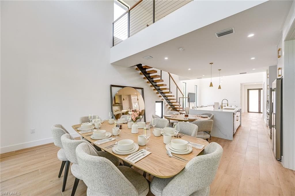 3384 Canal ST, NAPLES FL 34112-6