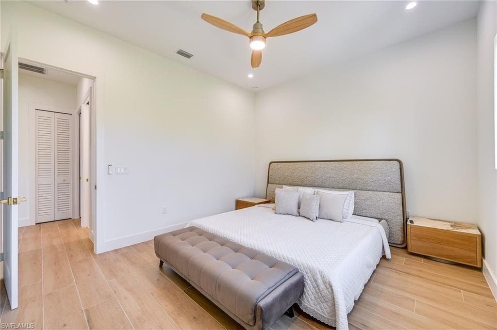 3384 Canal ST, NAPLES FL 34112-20