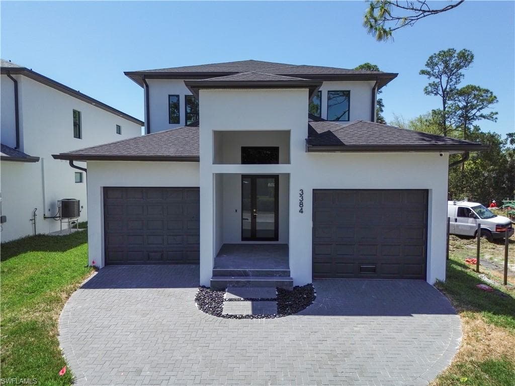 3384 Canal ST, NAPLES FL 34112-33