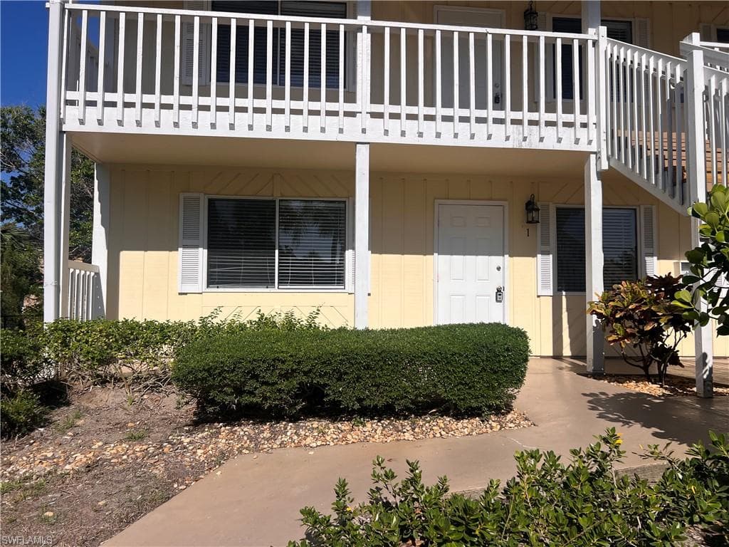 4601 Bayshore DR # A1, NAPLES FL 34112-1
