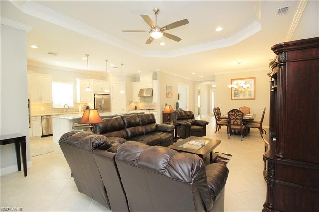 9456 Montelanico LOOP, NAPLES FL 34119-11