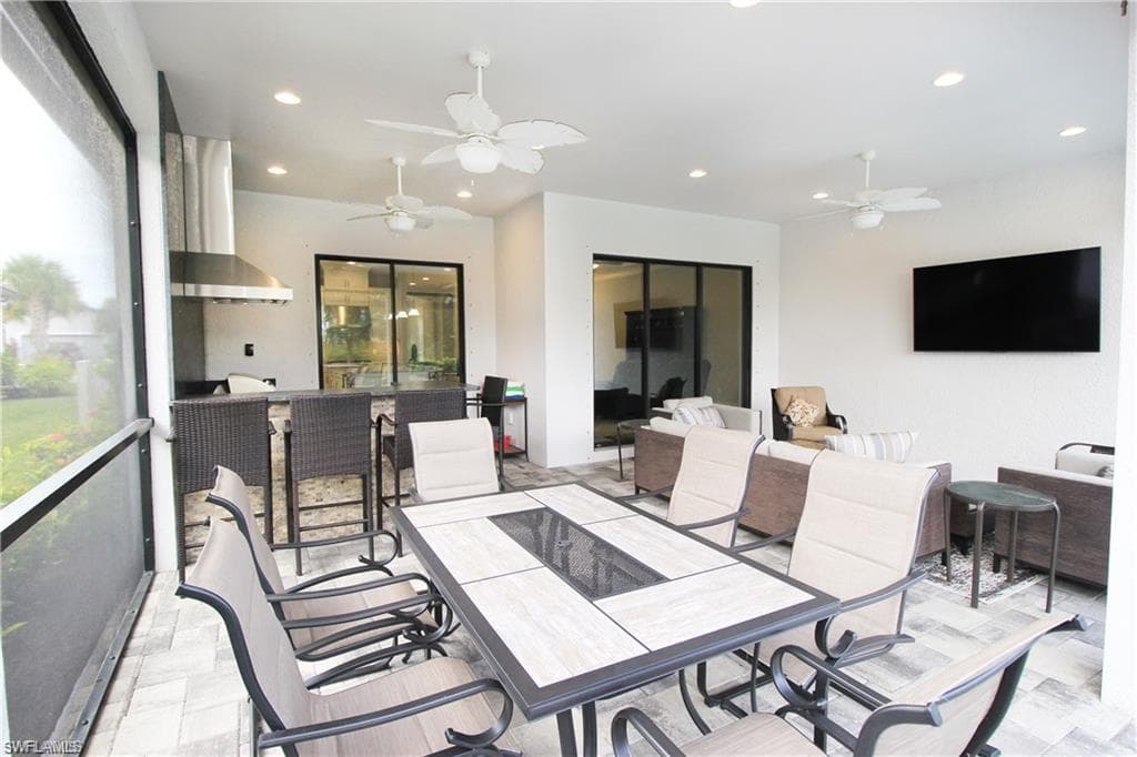 9456 Montelanico LOOP, NAPLES FL 34119-25