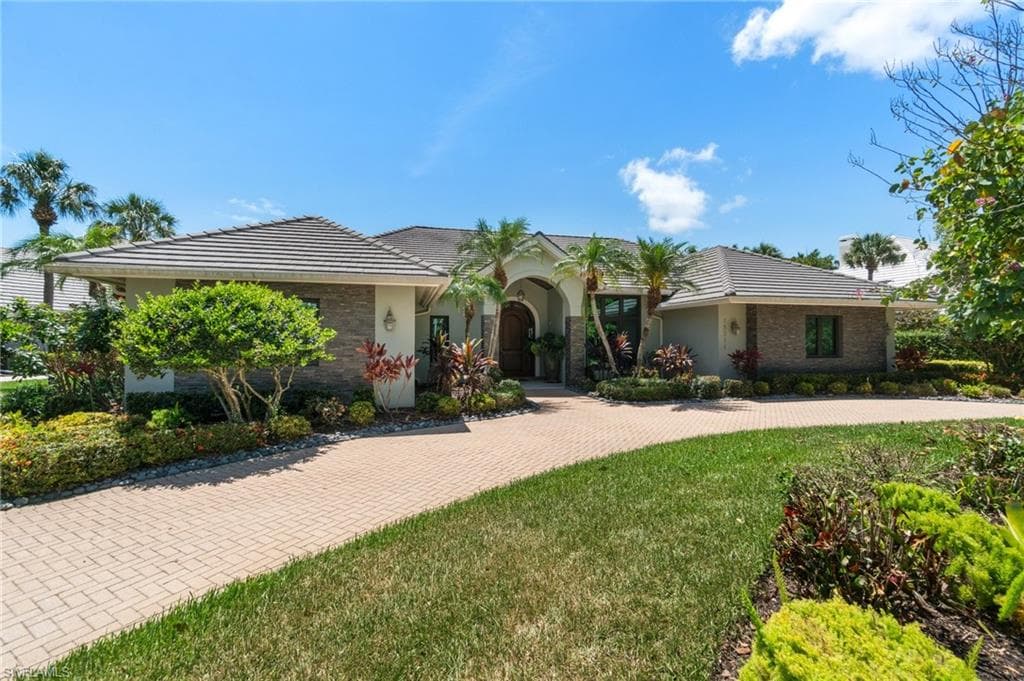 15311 Burnaby DR, NAPLES FL 34110-38