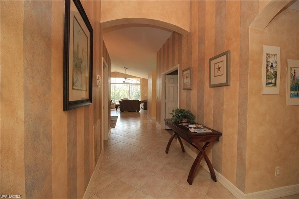 2322 Butterfly Palm DR, NAPLES FL 34119-1