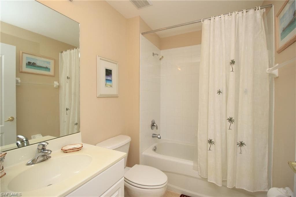 3425 Grand Cypress DR # 102, NAPLES FL 34119-4