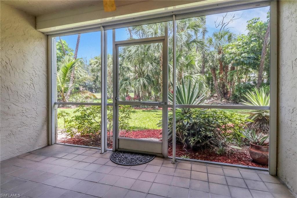 501 Forest Lakes BLVD # 102, NAPLES FL 34105-26