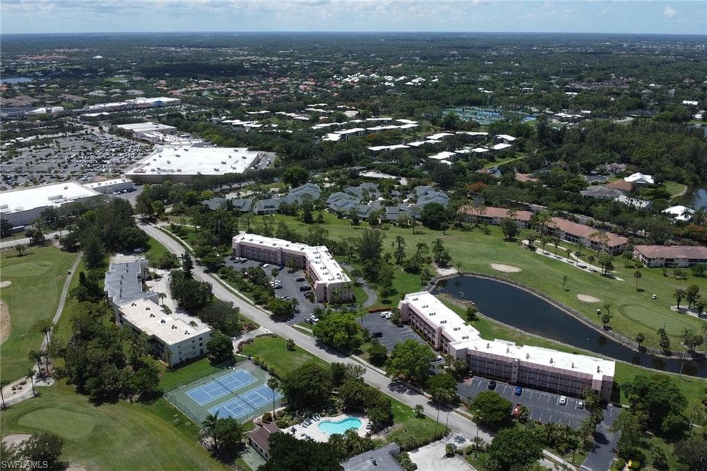 501 Forest Lakes BLVD # 102, NAPLES FL 34105-36