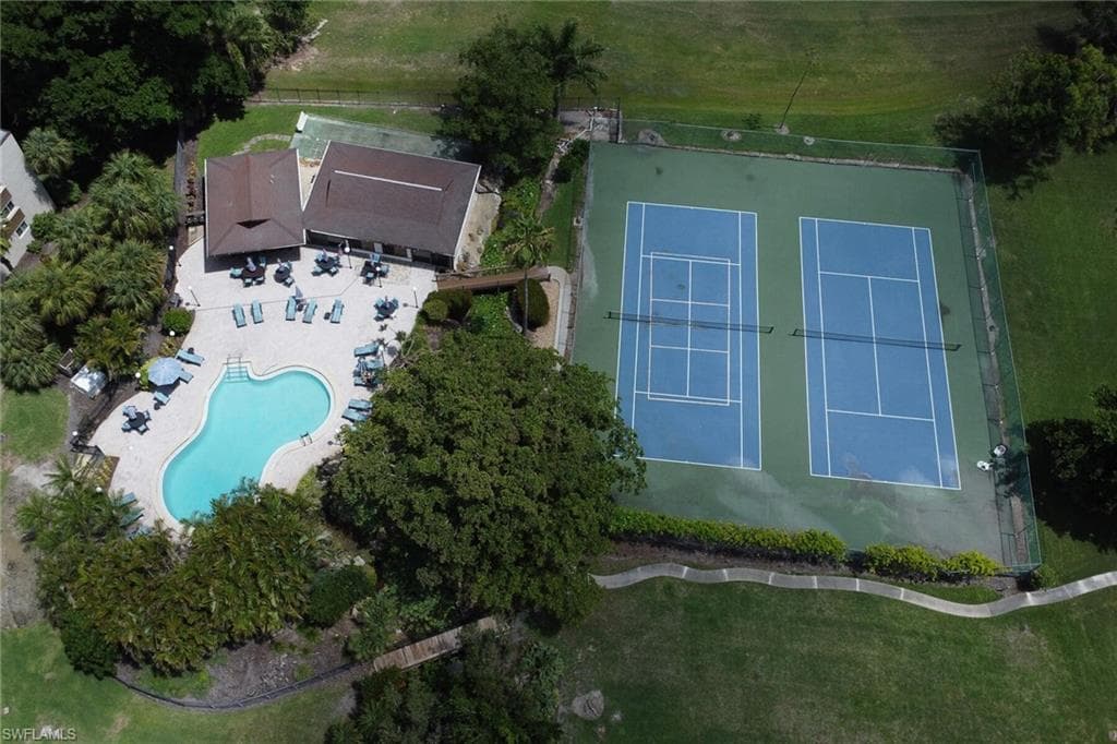 501 Forest Lakes BLVD # 102, NAPLES FL 34105-30