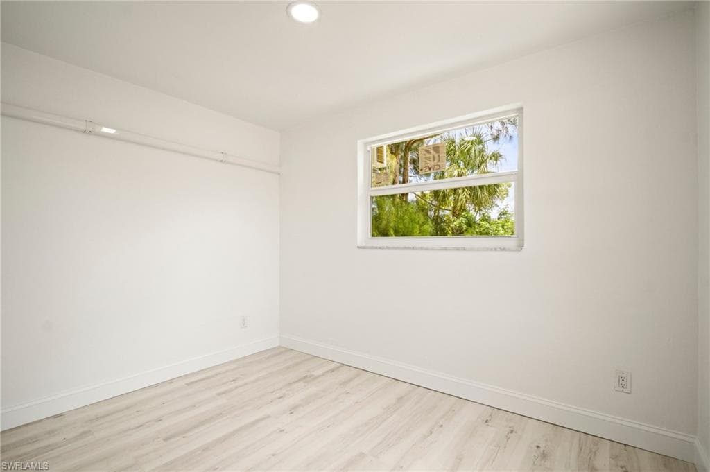 2316 Bayside ST, NAPLES FL 34112-11