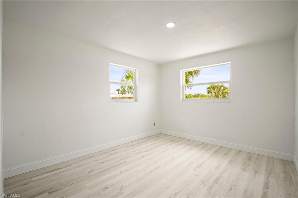 2316 Bayside ST, NAPLES FL 34112-23