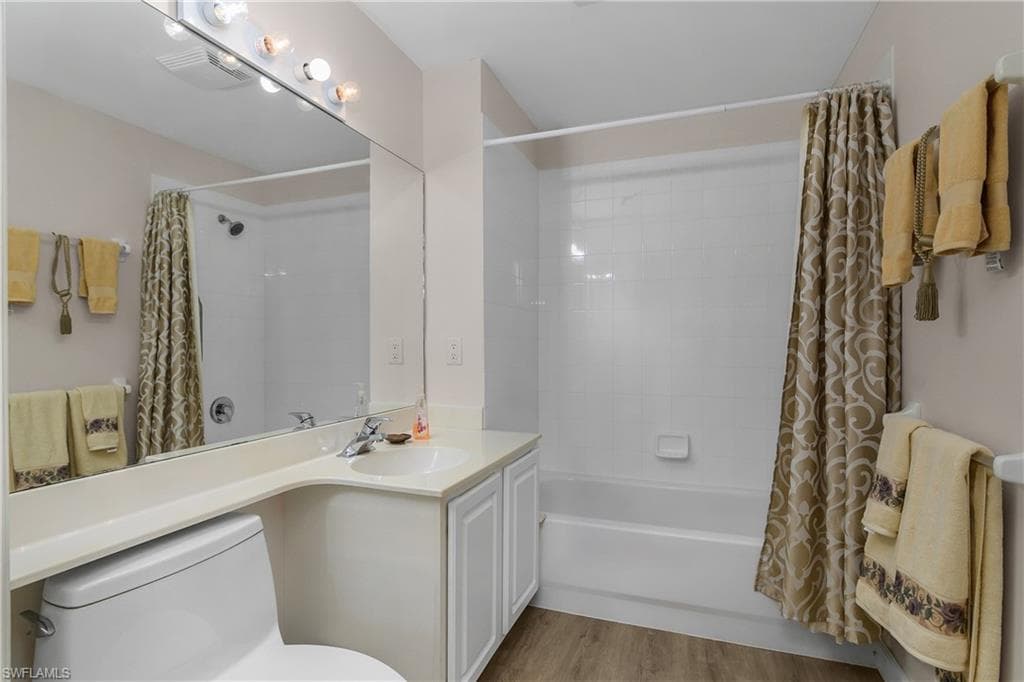 23560 Wisteria Pointe DR # 506, ESTERO FL 34135-17