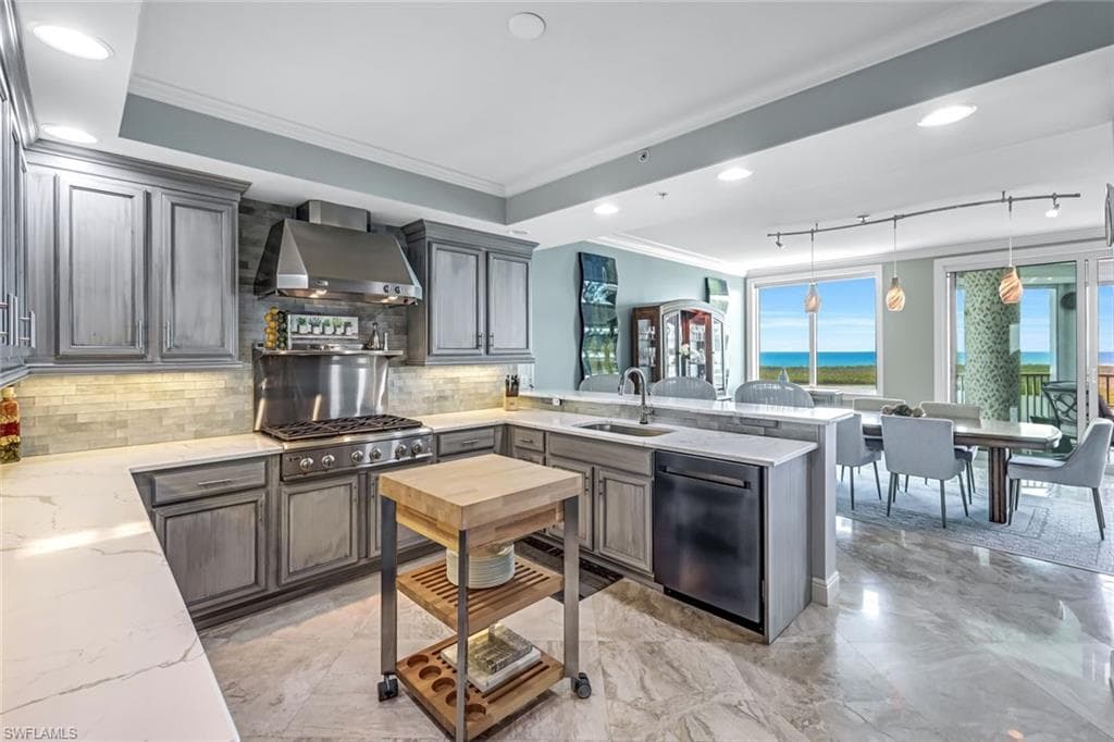 275 Indies WAY # 1603, NAPLES FL 34110-8