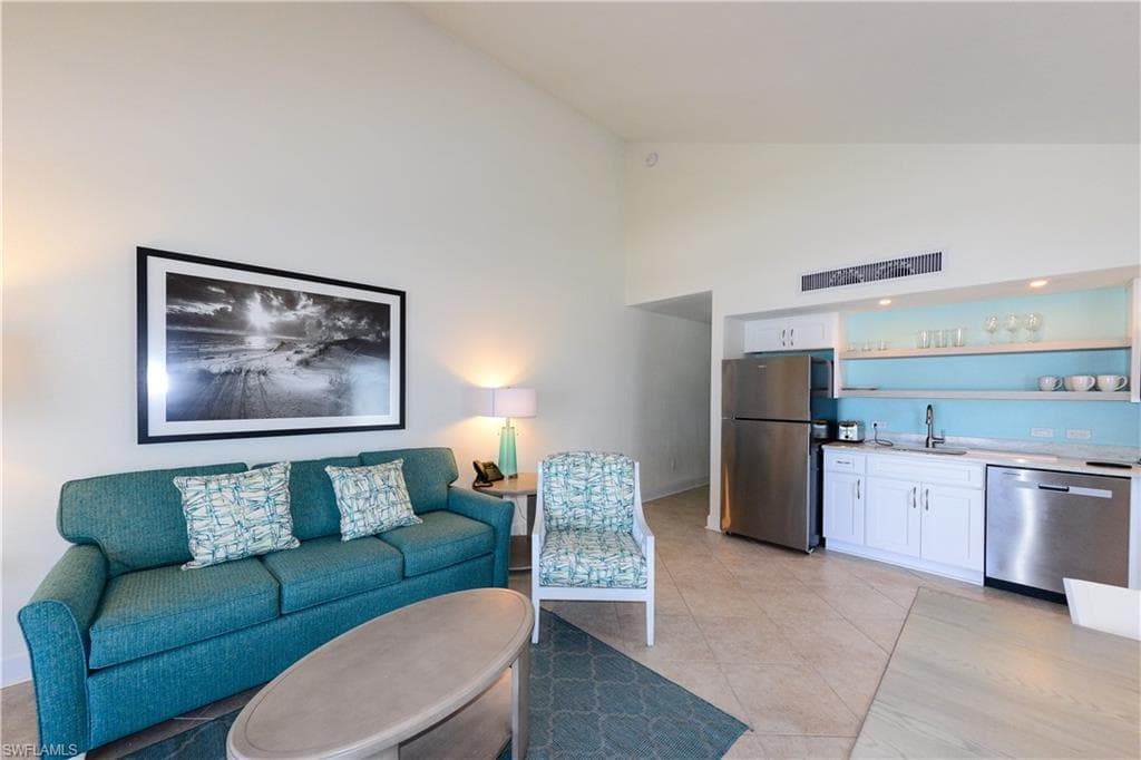 2255 W Gulf DR 140-1