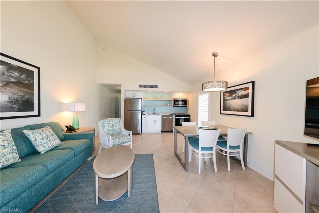 2255 W Gulf DR 140-2