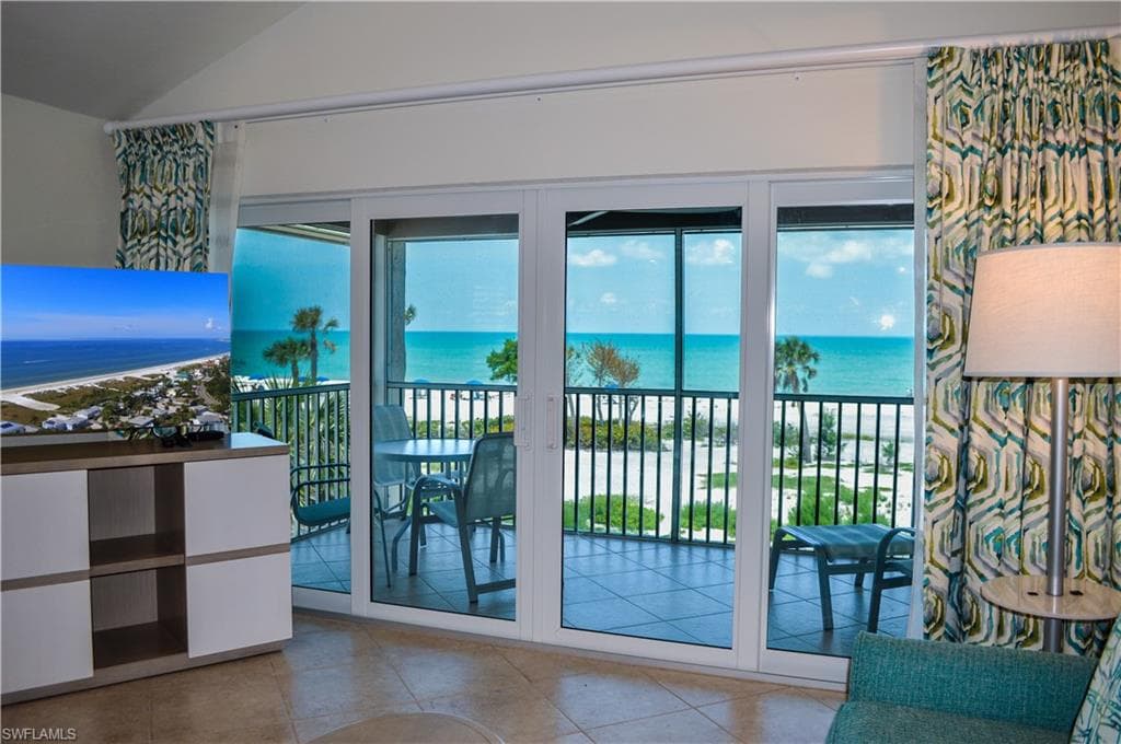 2255 W Gulf DR 140-23