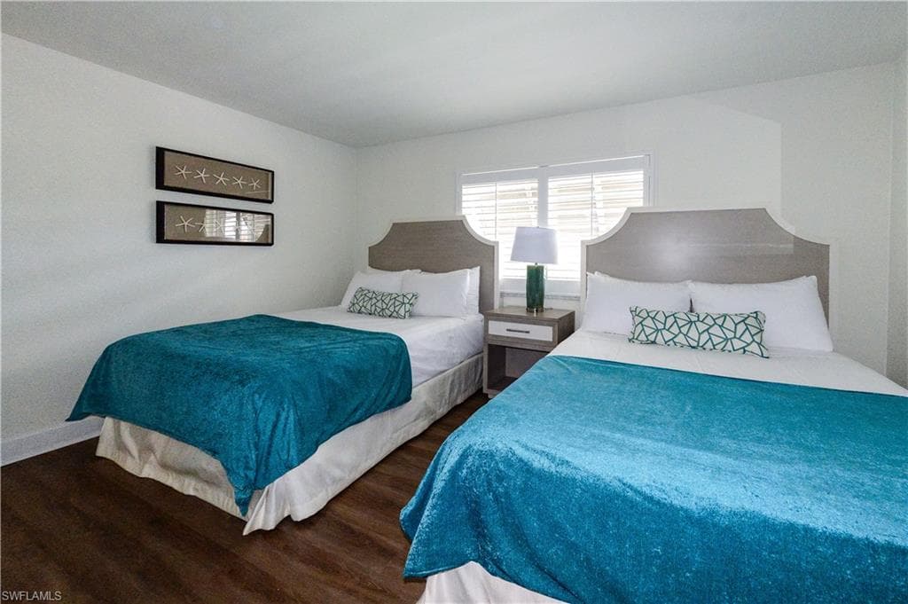 2255 W Gulf DR 140-9