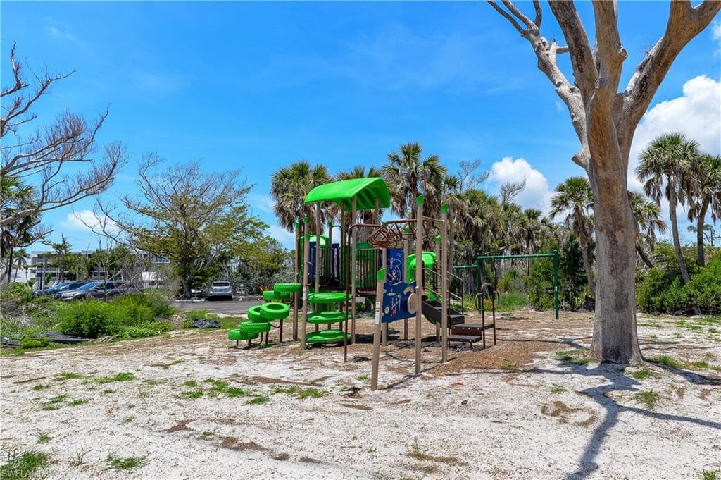 2255 W Gulf DR 140-20