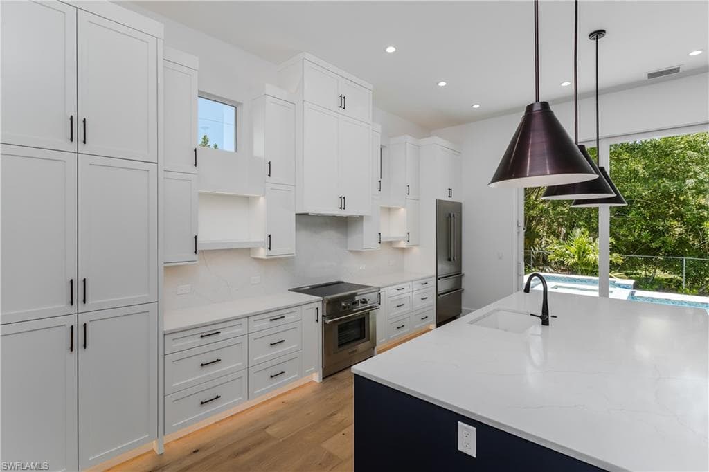 2854 Coach House WAY, NAPLES FL 34105-19