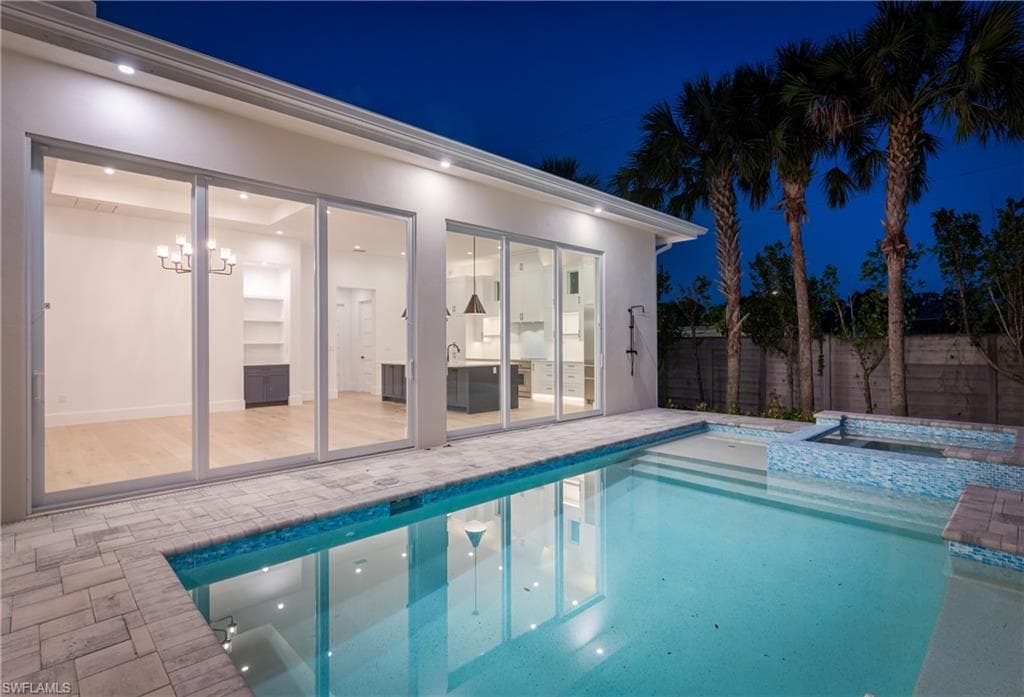 2854 Coach House WAY, NAPLES FL 34105-49