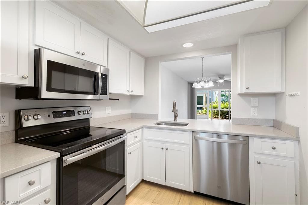 1008 Manatee RD # G103, NAPLES FL 34114-4