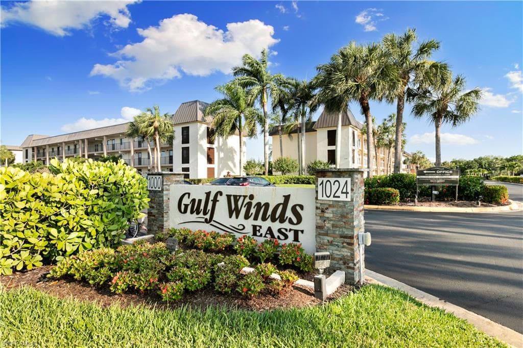 1008 Manatee RD # G103, NAPLES FL 34114-20