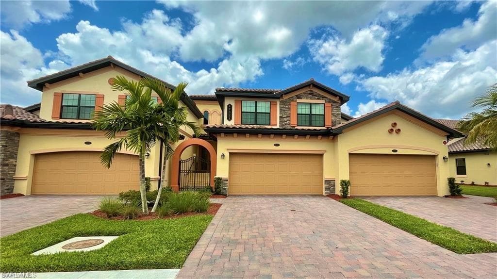 17321 Cherrywood CT # 8203, BONITA SPRINGS FL 34135-1