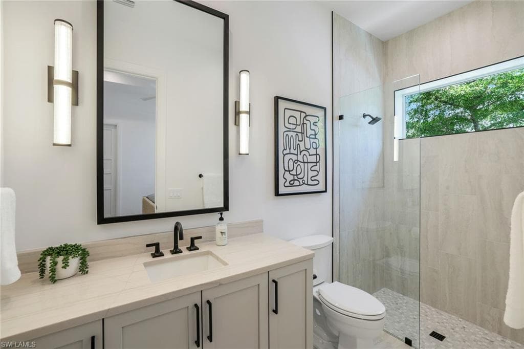 6630 Palisades AVE, NAPLES FL 34109-26