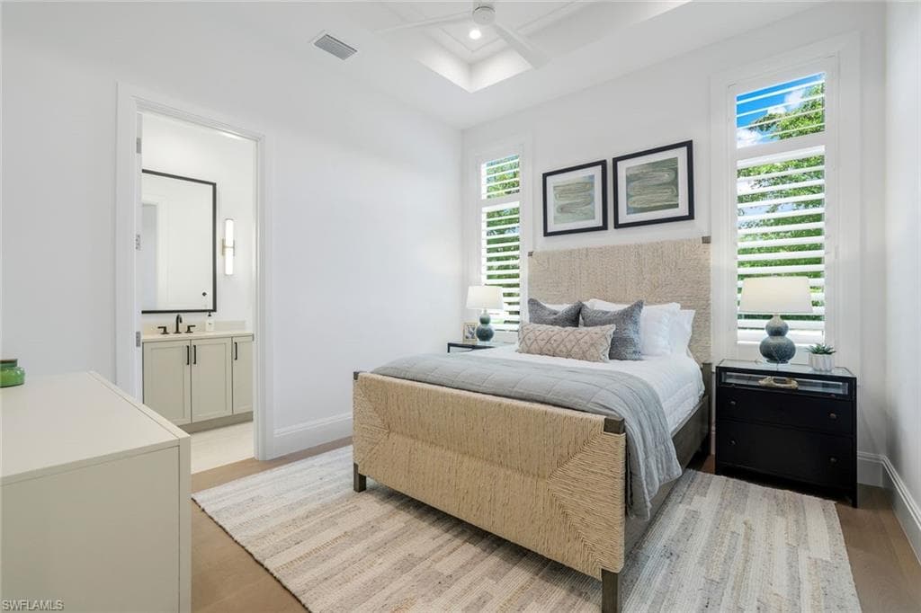 6630 Palisades AVE, NAPLES FL 34109-25