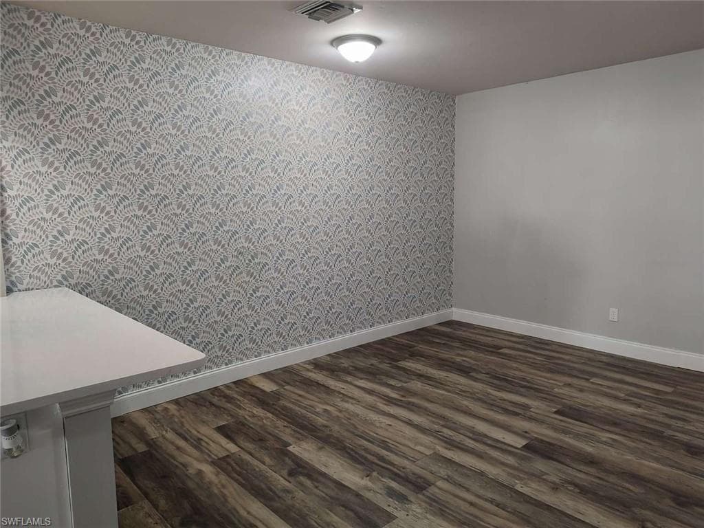 7821 Deni DR, NORTH FORT MYERS FL 33917-6