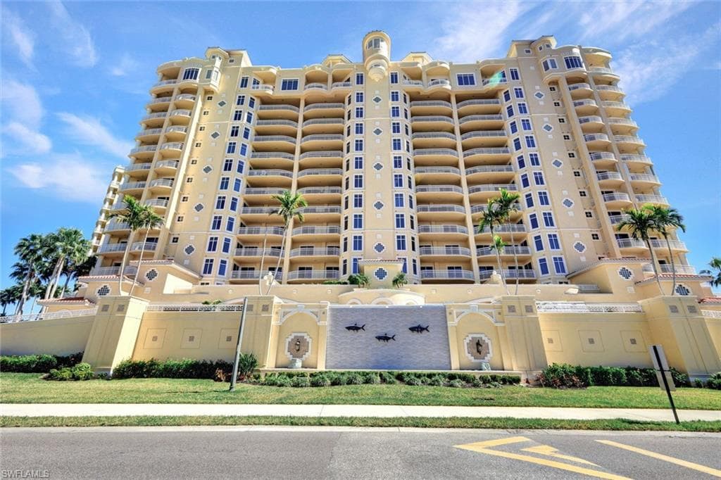 6081 Silver King BLVD # 704, CAPE CORAL FL 33914-35