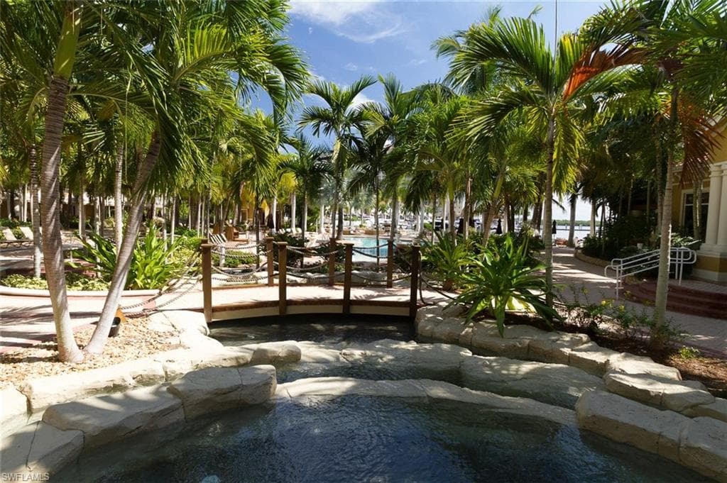 6081 Silver King BLVD # 704, CAPE CORAL FL 33914-39