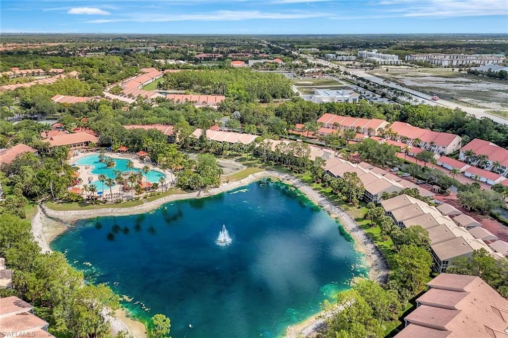 2420 Hidden Lake DR # 1008, NAPLES FL 34112-25