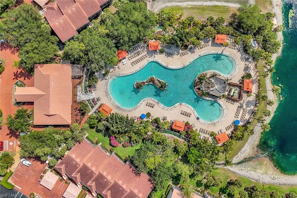 2420 Hidden Lake DR # 1008, NAPLES FL 34112-29