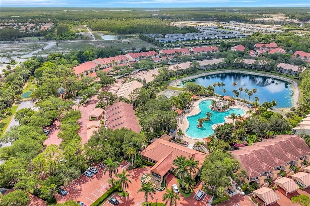 2420 Hidden Lake DR # 1008, NAPLES FL 34112-32